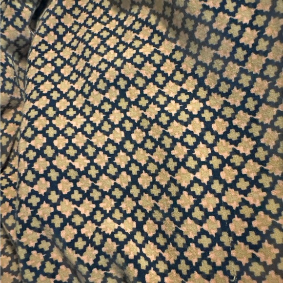 H&M Black and Gold Geometric 3/4 Sleeve Dress - Picture 2 of 7